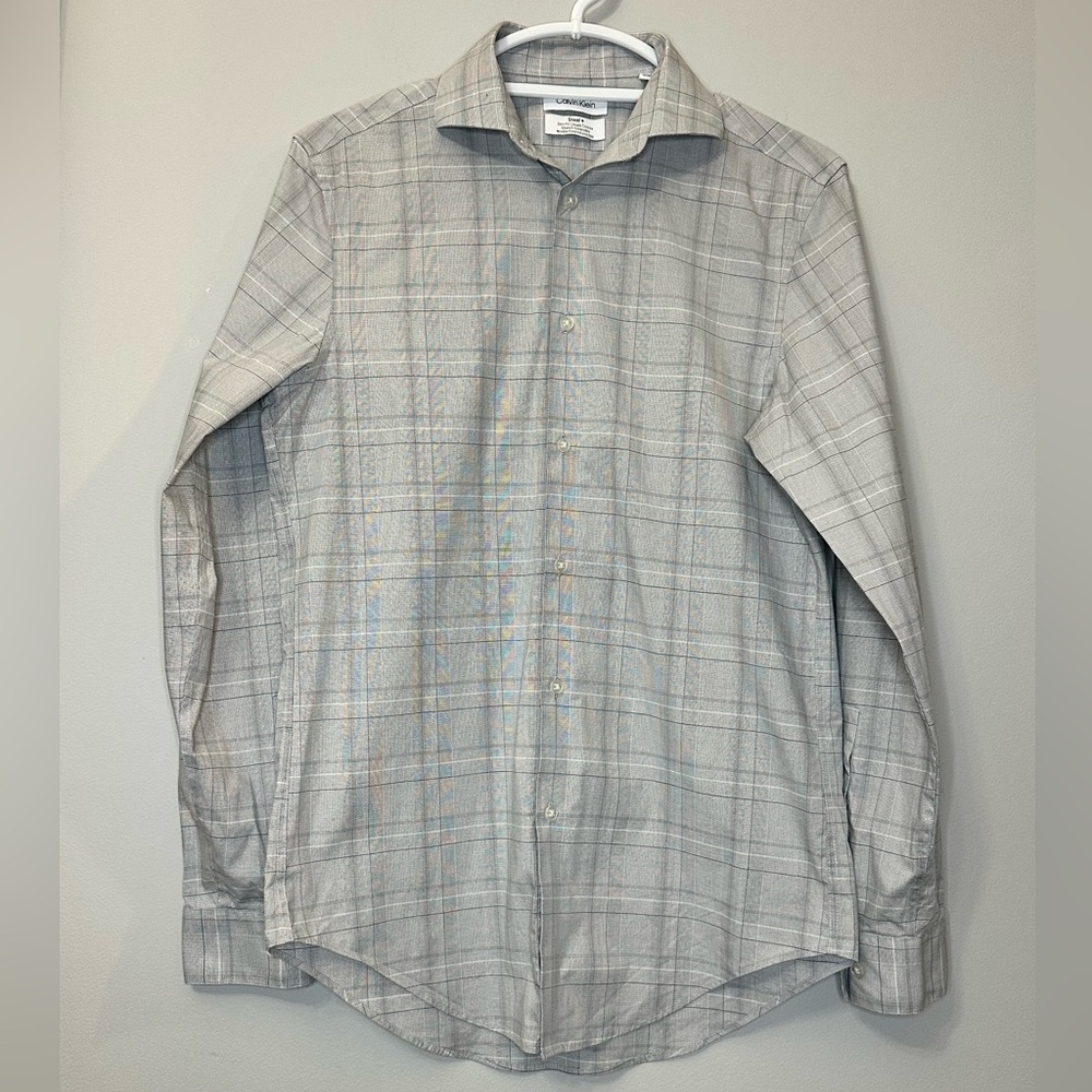 Calvin Klein Men’s Light Grey Dress Shirt Long Sleeve Slim Fit Size Small